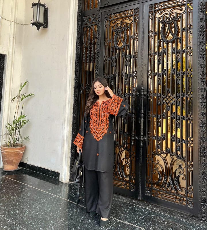 Rachelle – Black Embroidered Cotton 2-Piece Outfit 🖤✨