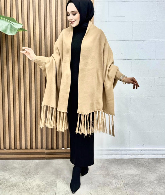 Women fleece shawls ready to wear