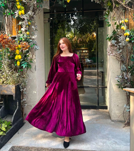 Elegant Plum Velvet Maxi Dress with Long Sleeves